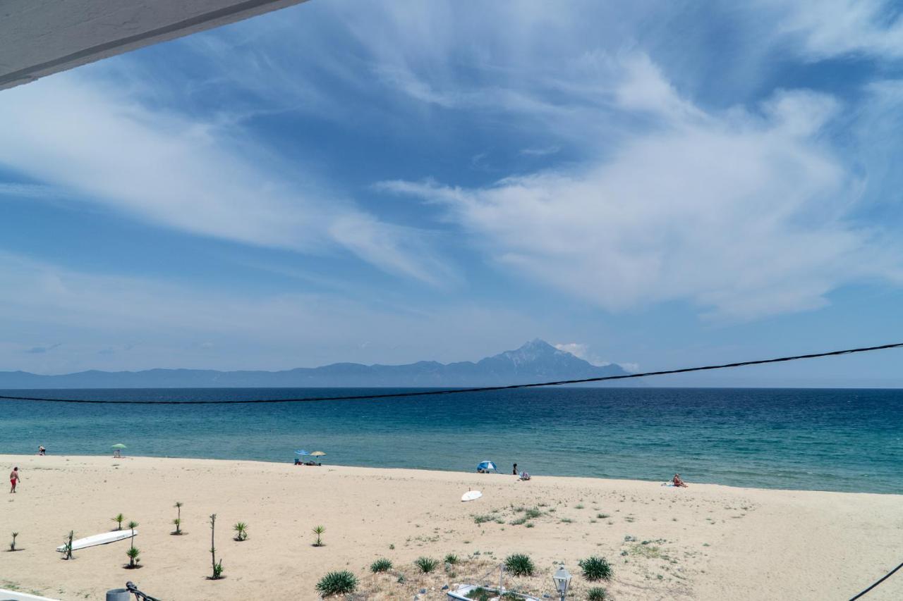 Cocoon Hotel-Beach Bar 사르티 외부 사진