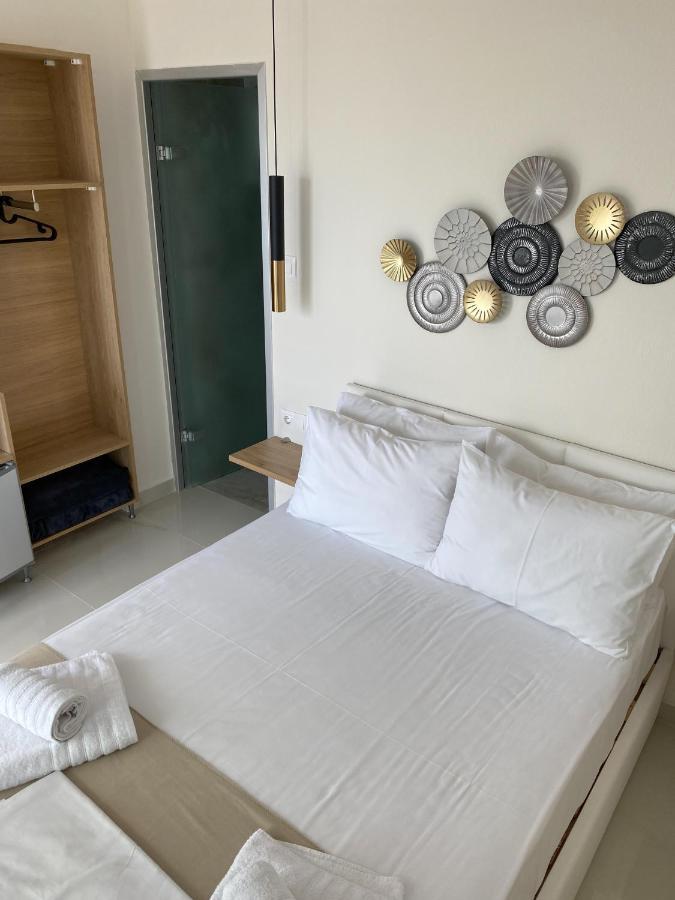 Cocoon Hotel-Beach Bar 사르티 외부 사진